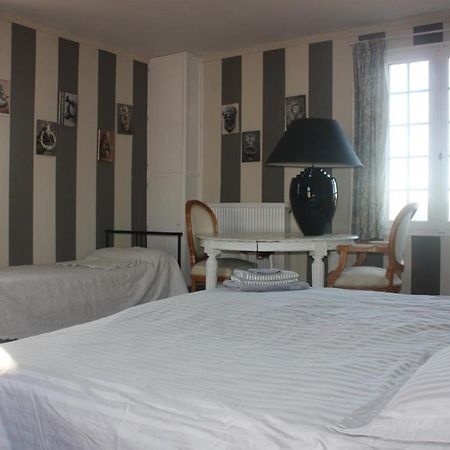 Presbytere De Jonquiere Bed & Breakfast Lavaur  Dış mekan fotoğraf